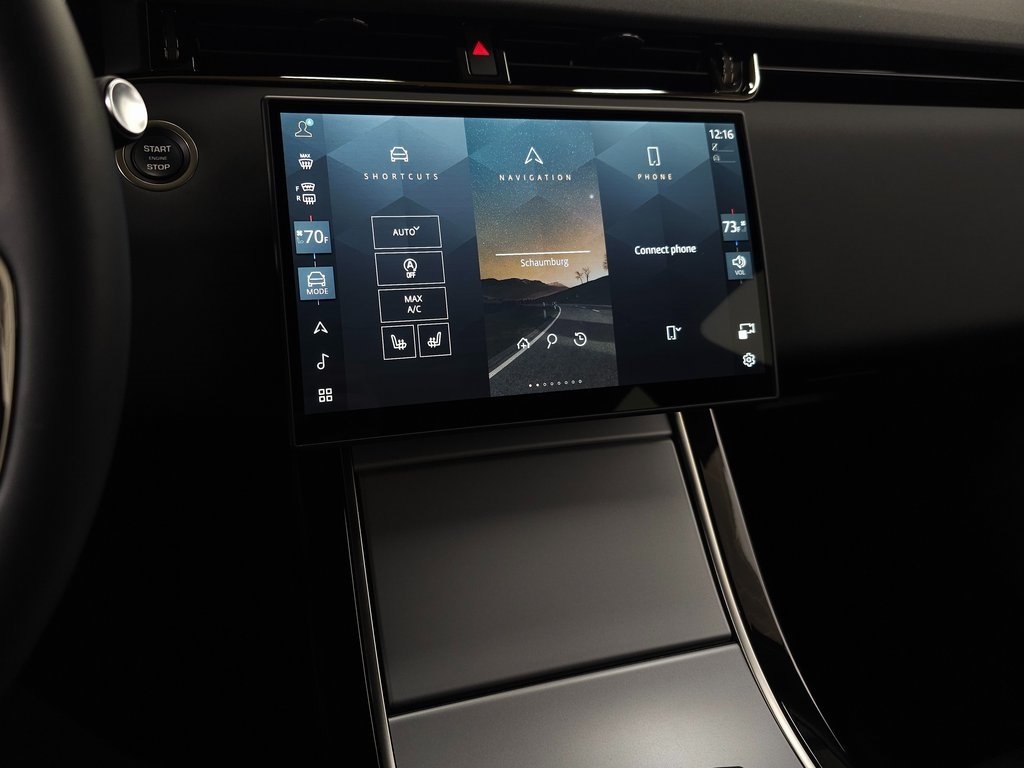 2025 LAND ROVER RANGE ROVER EVOQUE - Image 26