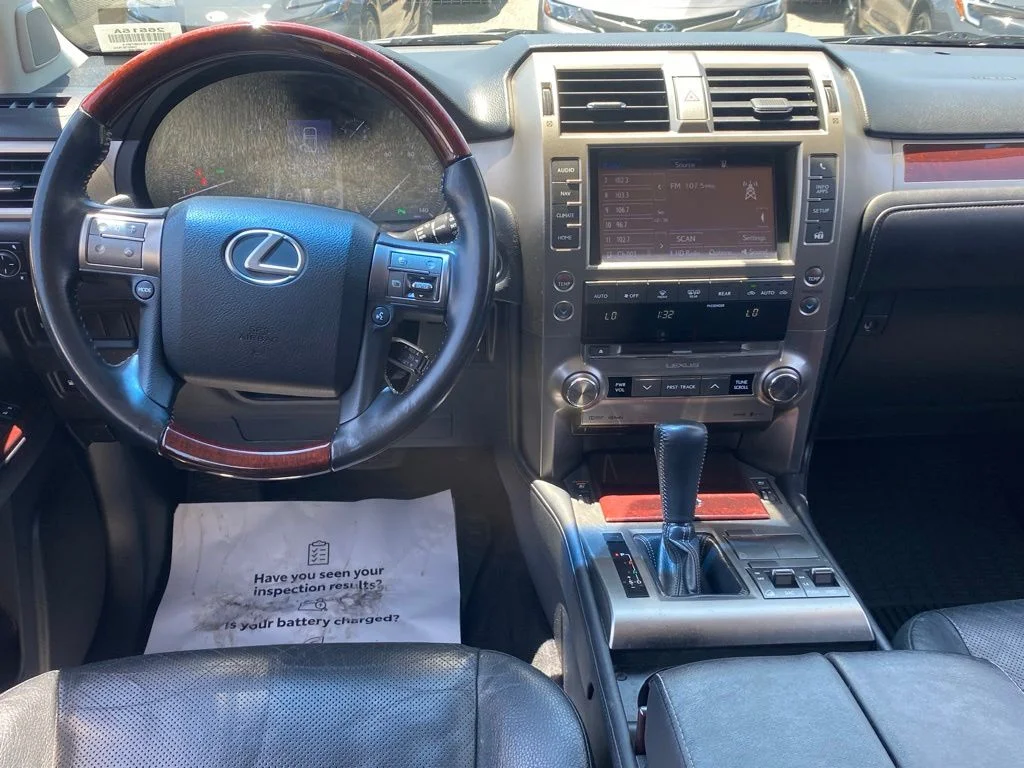 Used 2014 Gray Lexus 460 image 10