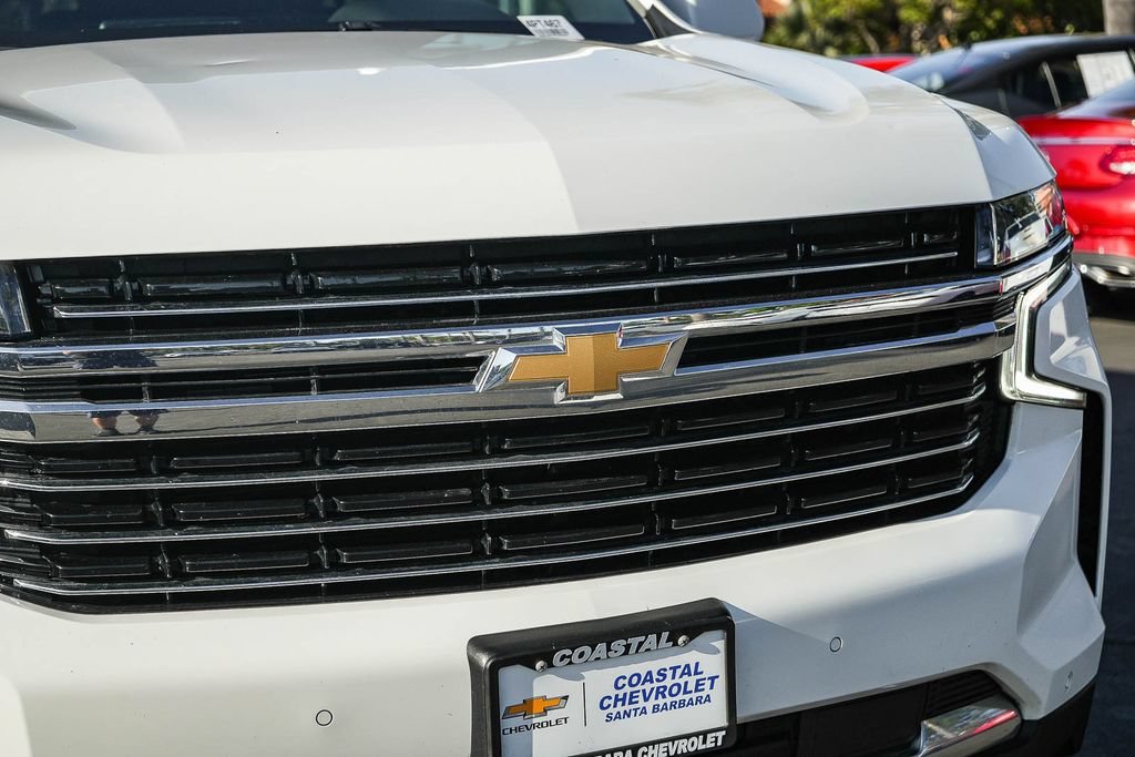 Used 2023 Summit White Chevrolet LT image 9