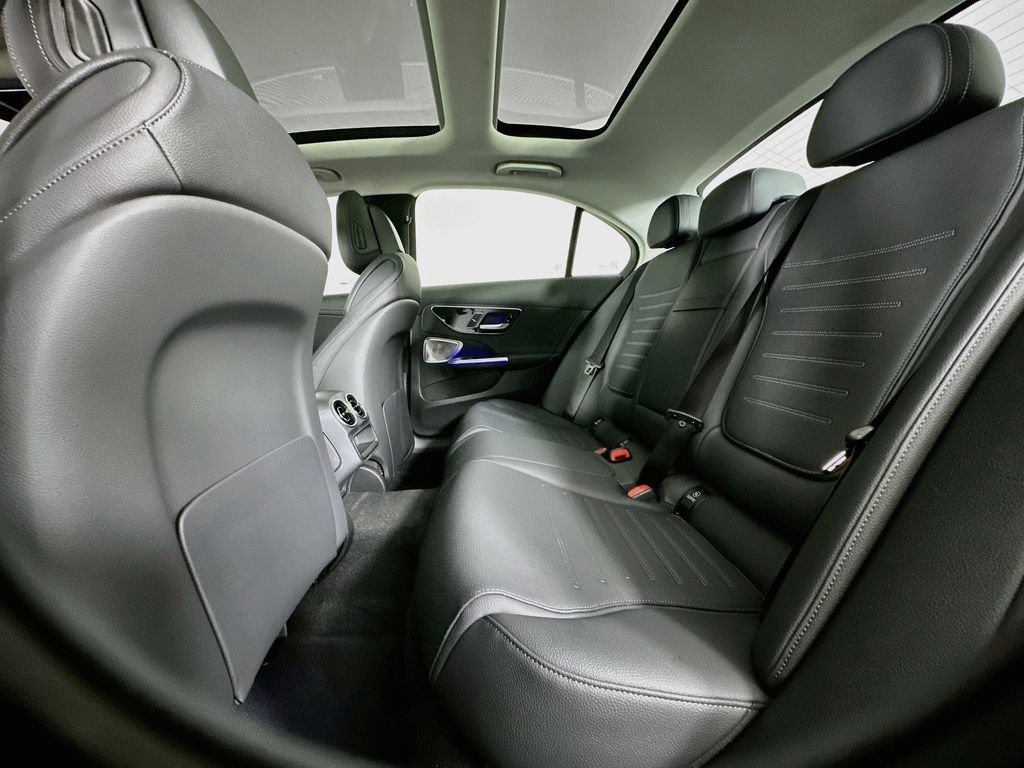 New 2026 MANUFAKTUR Alpine Grey Mercedes-Benz C 300 image 25