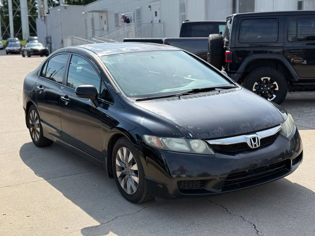 Used 2011 Black Honda EX image 4