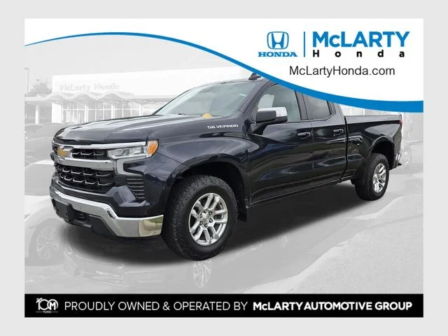 2023 Chevrolet Silverado 1500 LT Double Cab Std Box's photo