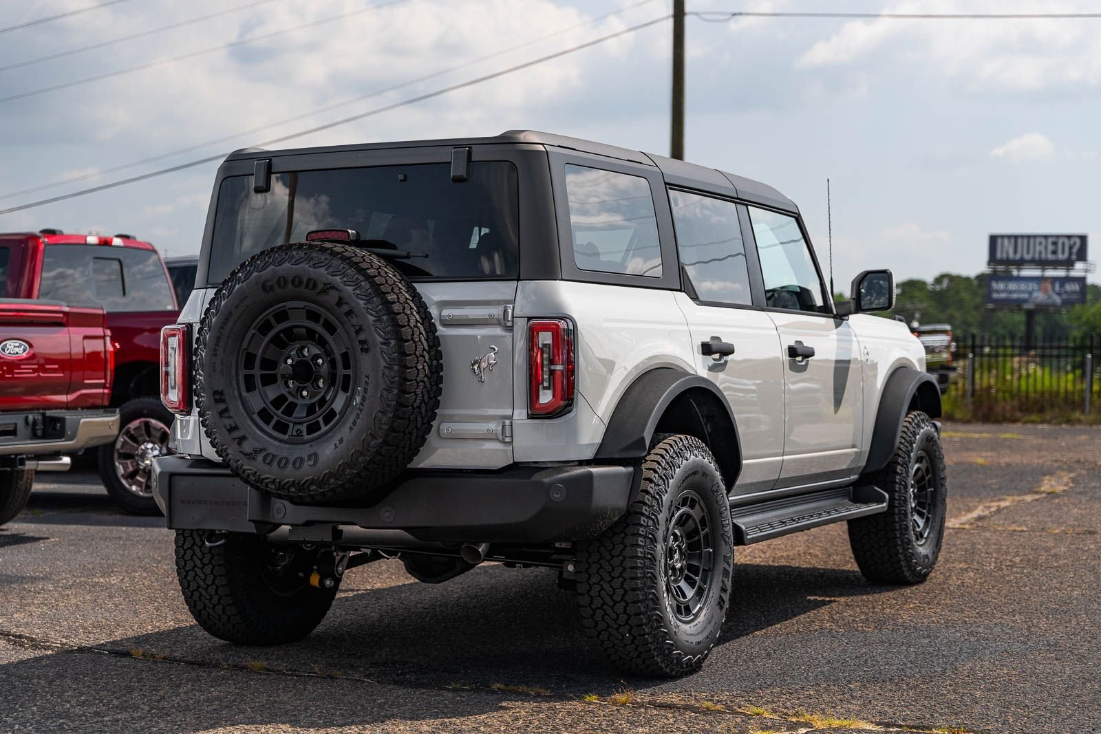 New 2026 Avalanche Gray Ford Outer Banks® image 4