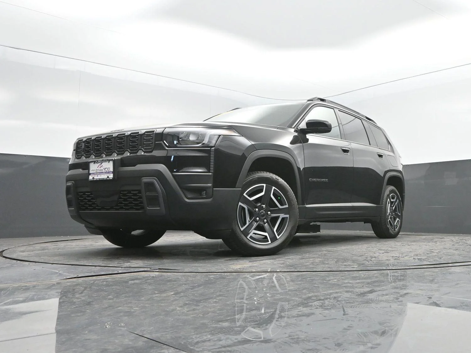 New 2026 Diamond Black Crystal Pearl-Coat Exterior Paint Jeep Limited image 45
