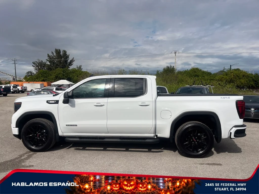 New 2026 Summit White GMC Elevation image 4