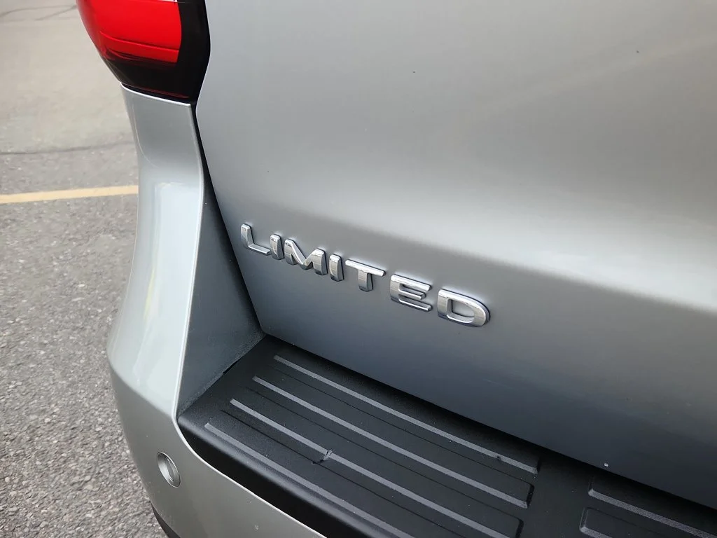 Used 2024 Silver Ford Limited image 16