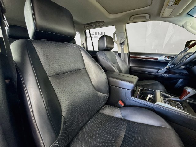 Used 2015 Silver Lexus 460 Luxury image 30