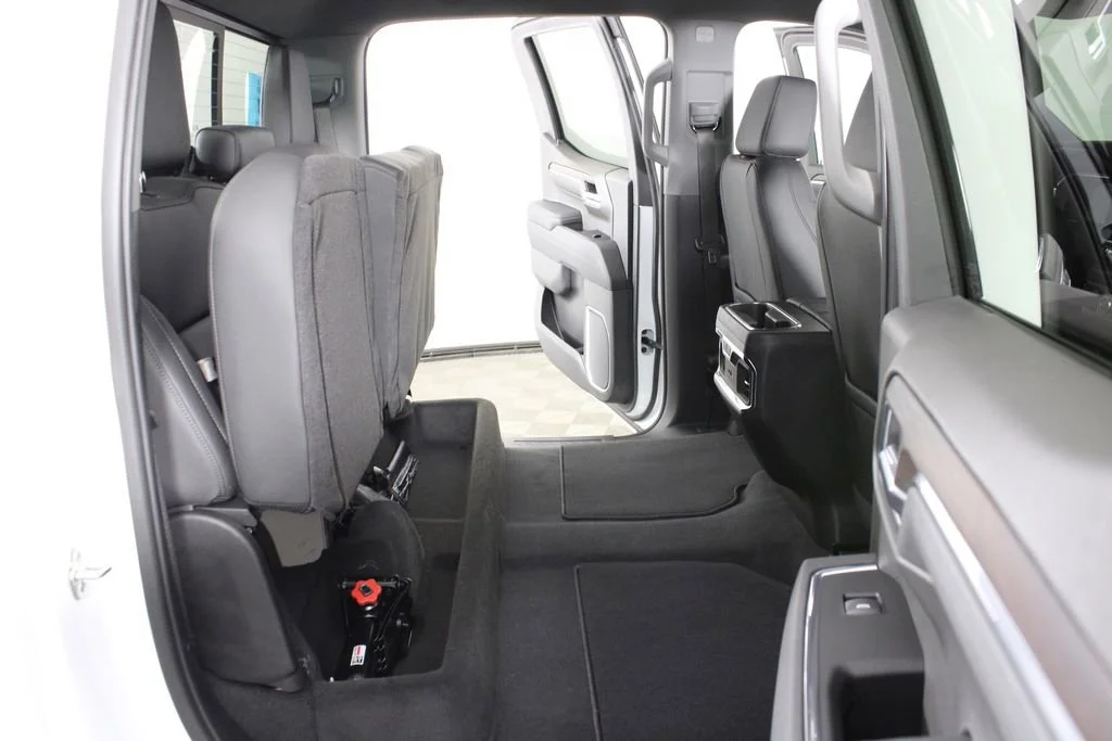 New 2026 Summit White GMC SLT image 13