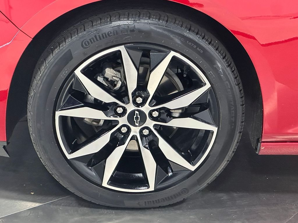 Used 2025 Red Chevrolet RS image 35