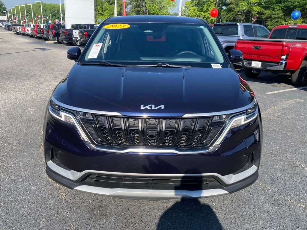 Used 2023 Blue Kia LX image 19