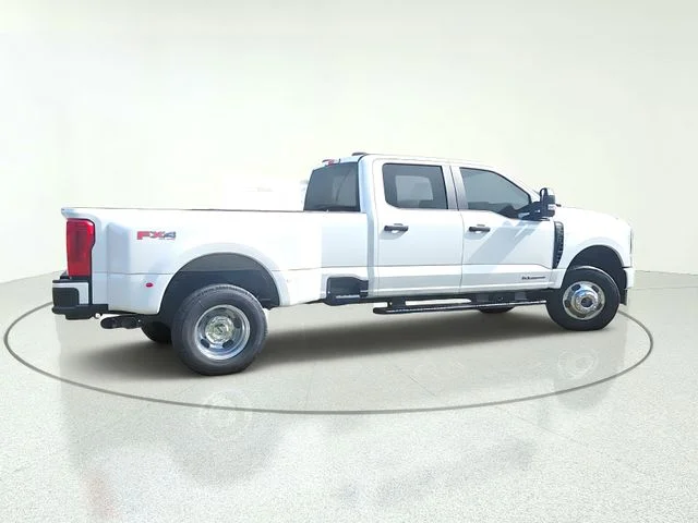 New 2026 Oxford White Ford F-350® XL image 6