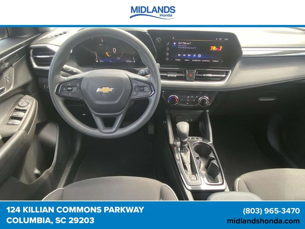 Used 2025 Black Metallic Chevrolet LT image 12