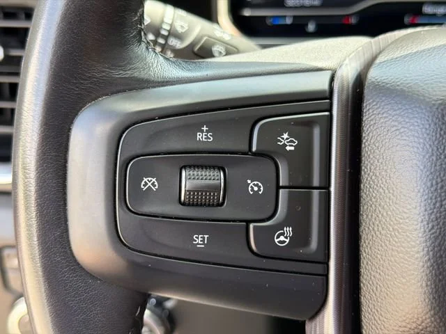 Used 2024 White Frost Tricoat GMC Denali Ultimate image 24