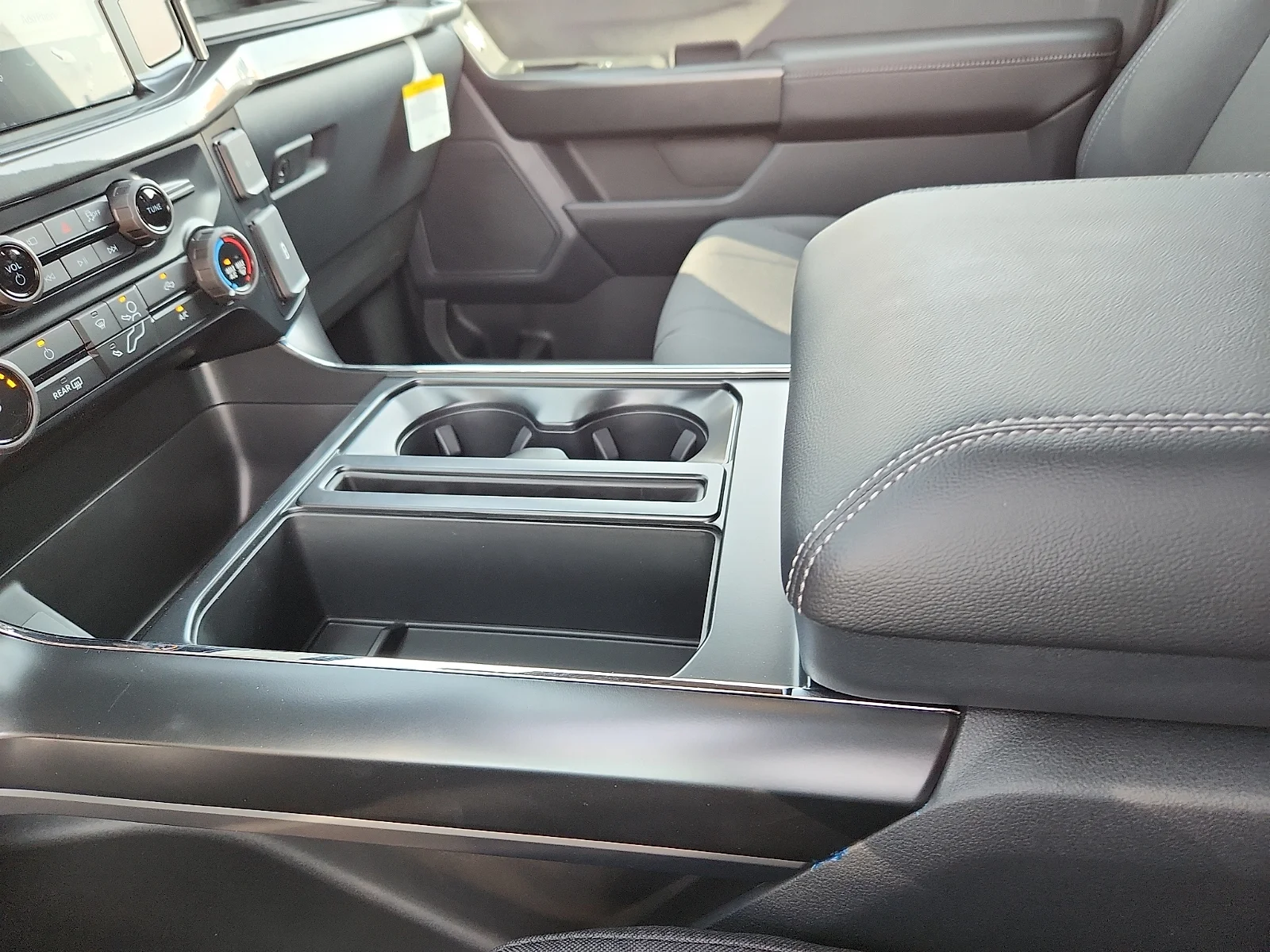 New 2026 Carbonized Gray Metallic Ford STX image 25