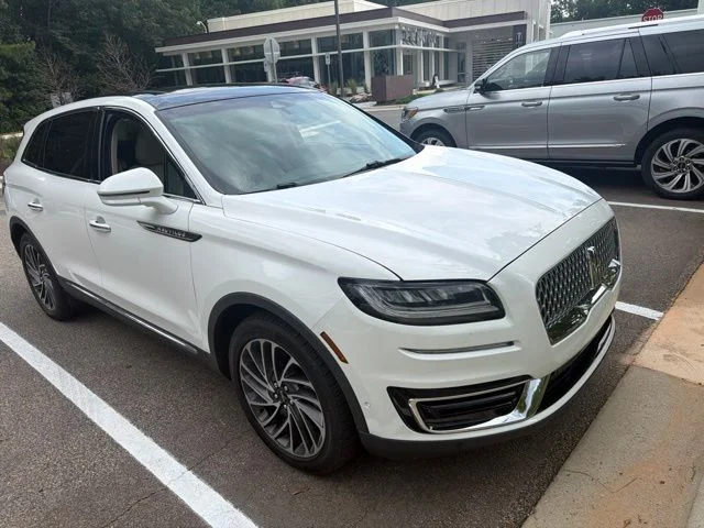 Used 2020 White Lincoln Reserve image 1