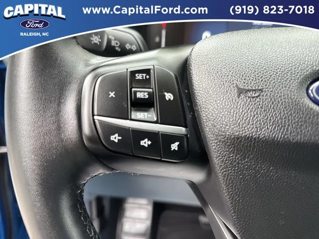 Used 2025 Blue Ford XLT image 22