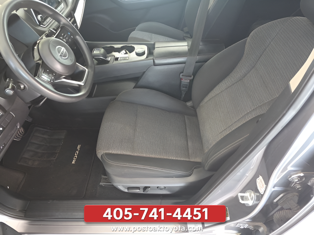 Used 2021 Gray Nissan SV image 10
