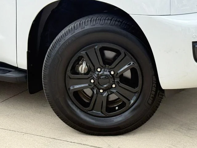 Certified Used 2020 ICE CAP Toyota SR5 image 2
