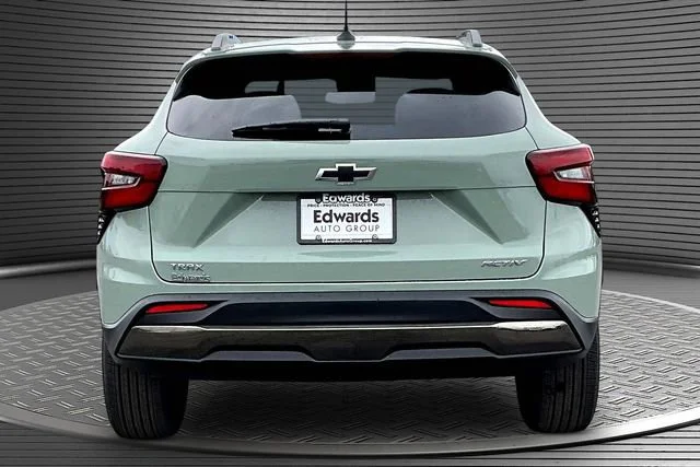 New 2026 Cacti Green Chevrolet ACTIV image 4