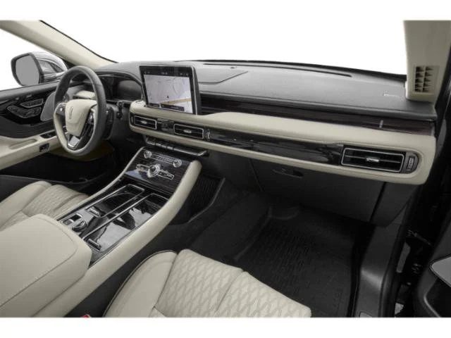 Used 2022 Pristine White Metallic Tri-Coat Lincoln Black Label image 18