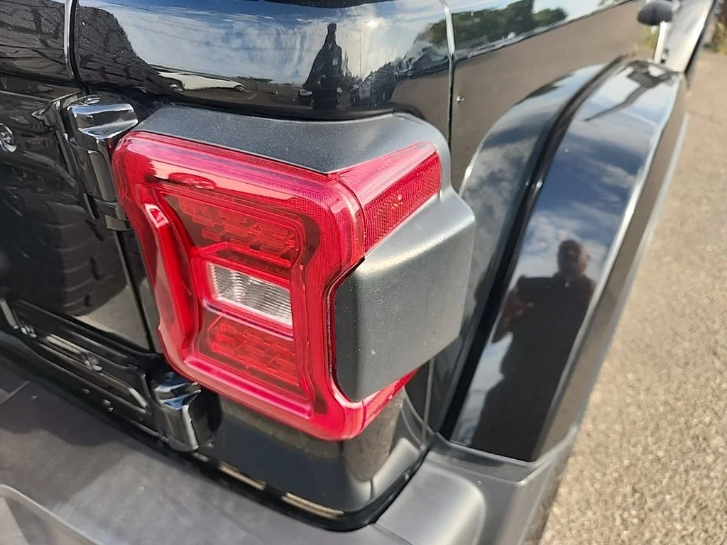 Used 2023 Black Jeep Sahara 4xe image 13
