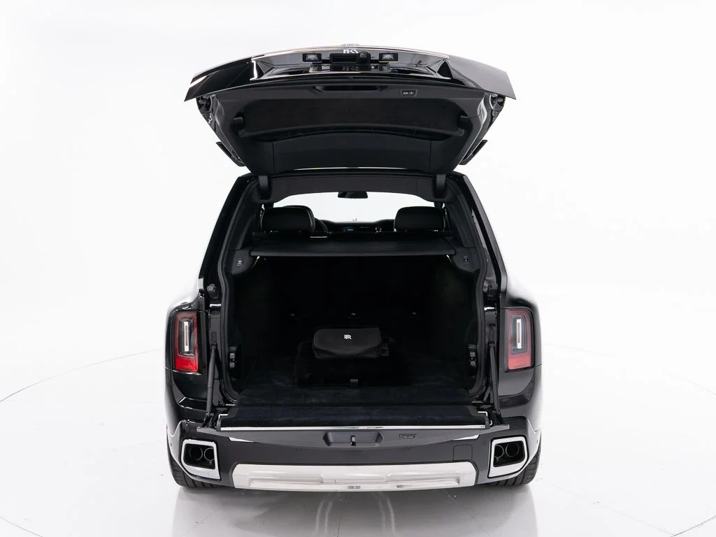New 2027 Black Diamond Rolls-Royce  image 50