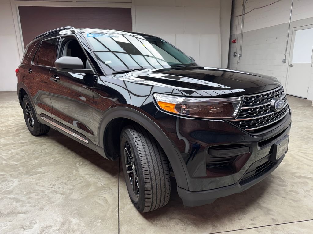 Certified Used 2023 Black Ford XLT image 8
