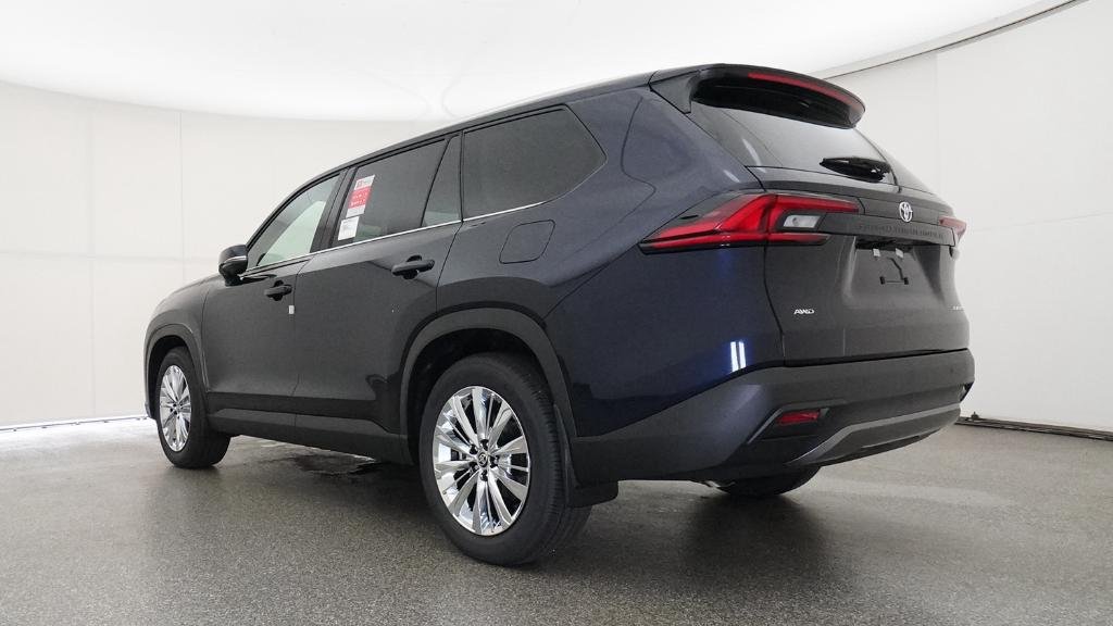New 2026  Toyota Platinum image 4