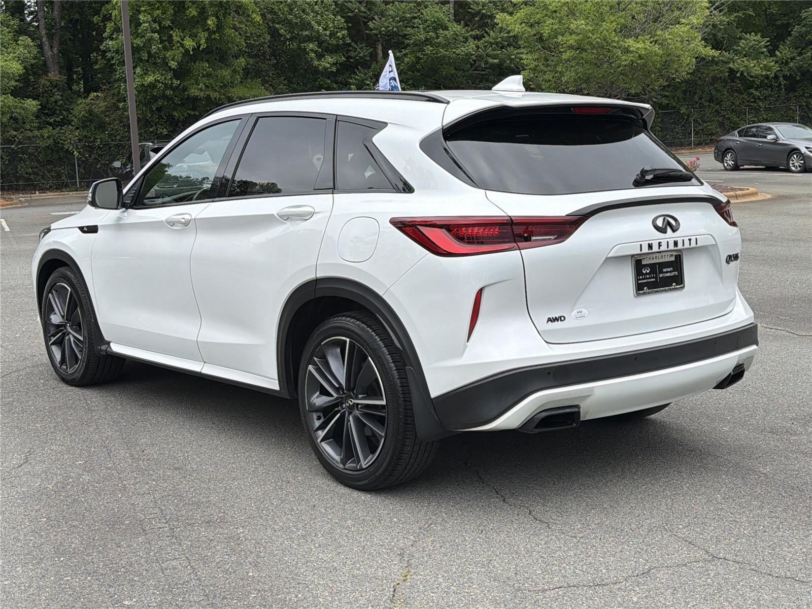 Used 2023 Radiant White INFINITI SPORT image 24
