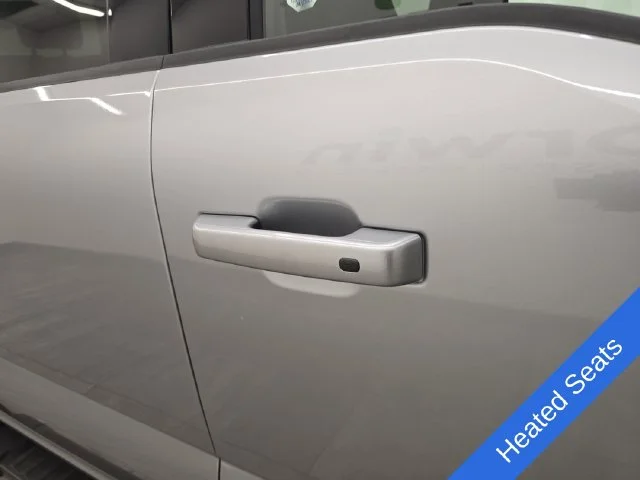 New 2026 Iconic Silver Metallic Ford XLT image 9
