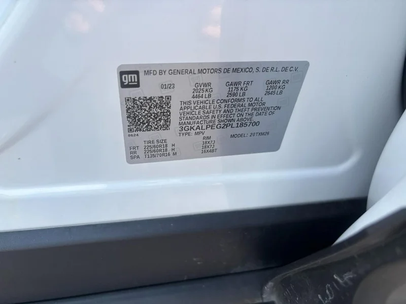 2023 GMC Terrain SLT - Photo 18