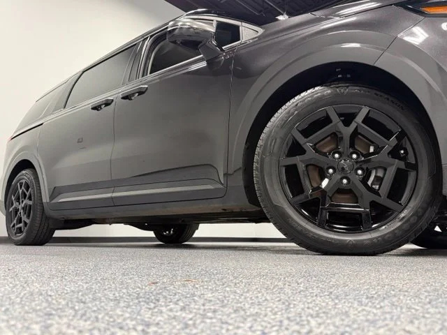 Used 2025  Kia SX image 2