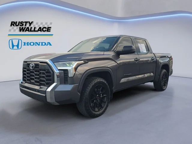 Pre-Owned 2023 Toyota Tundra SR5