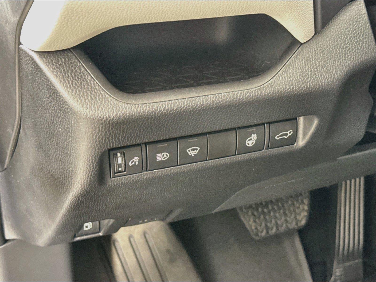 Certified Used 2022 Magnetic Gray Metallic Toyota XLE image 15