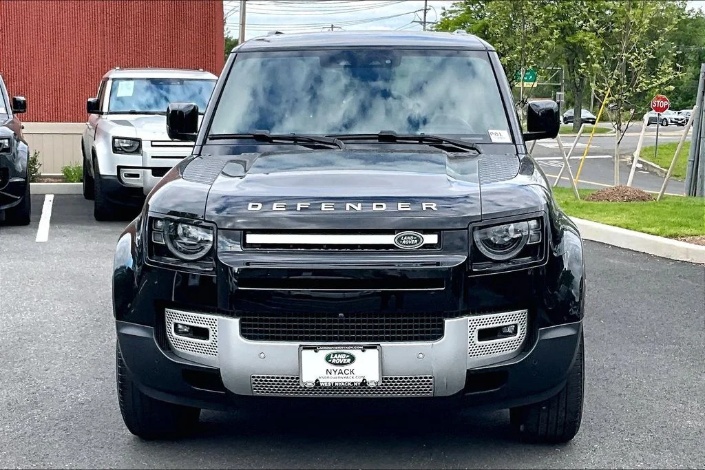 Certified Used 2024 Black Land Rover S image 3