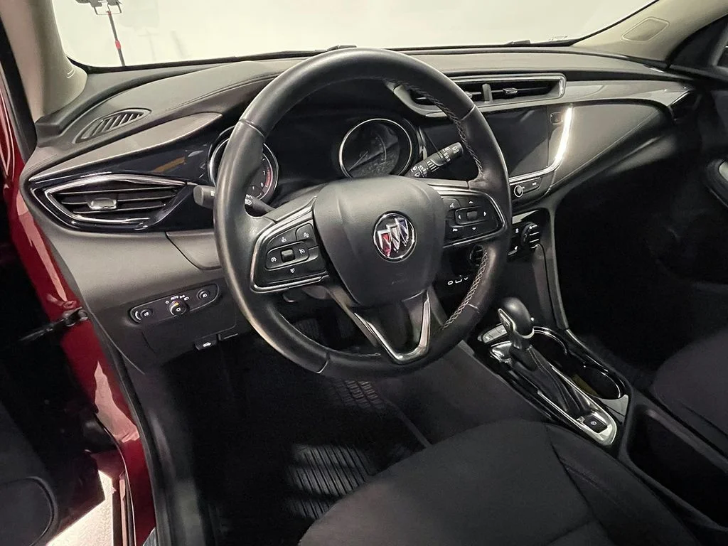 Used 2023 Red Buick Select image 21