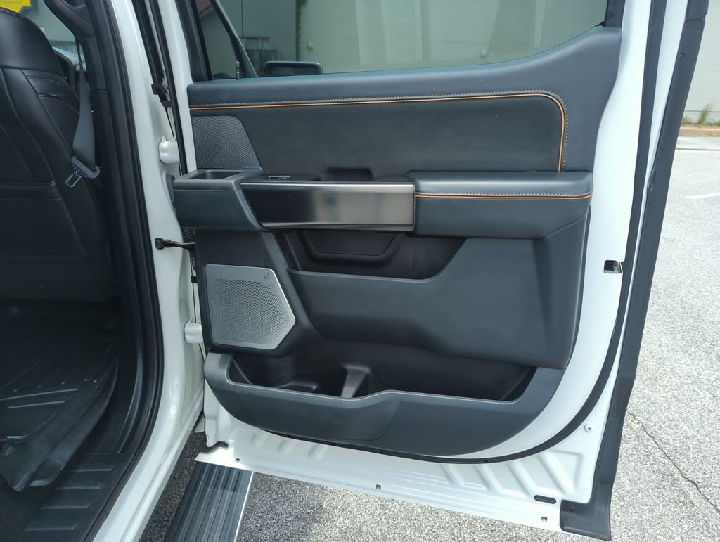 Used 2021 White Ford Platinum image 29