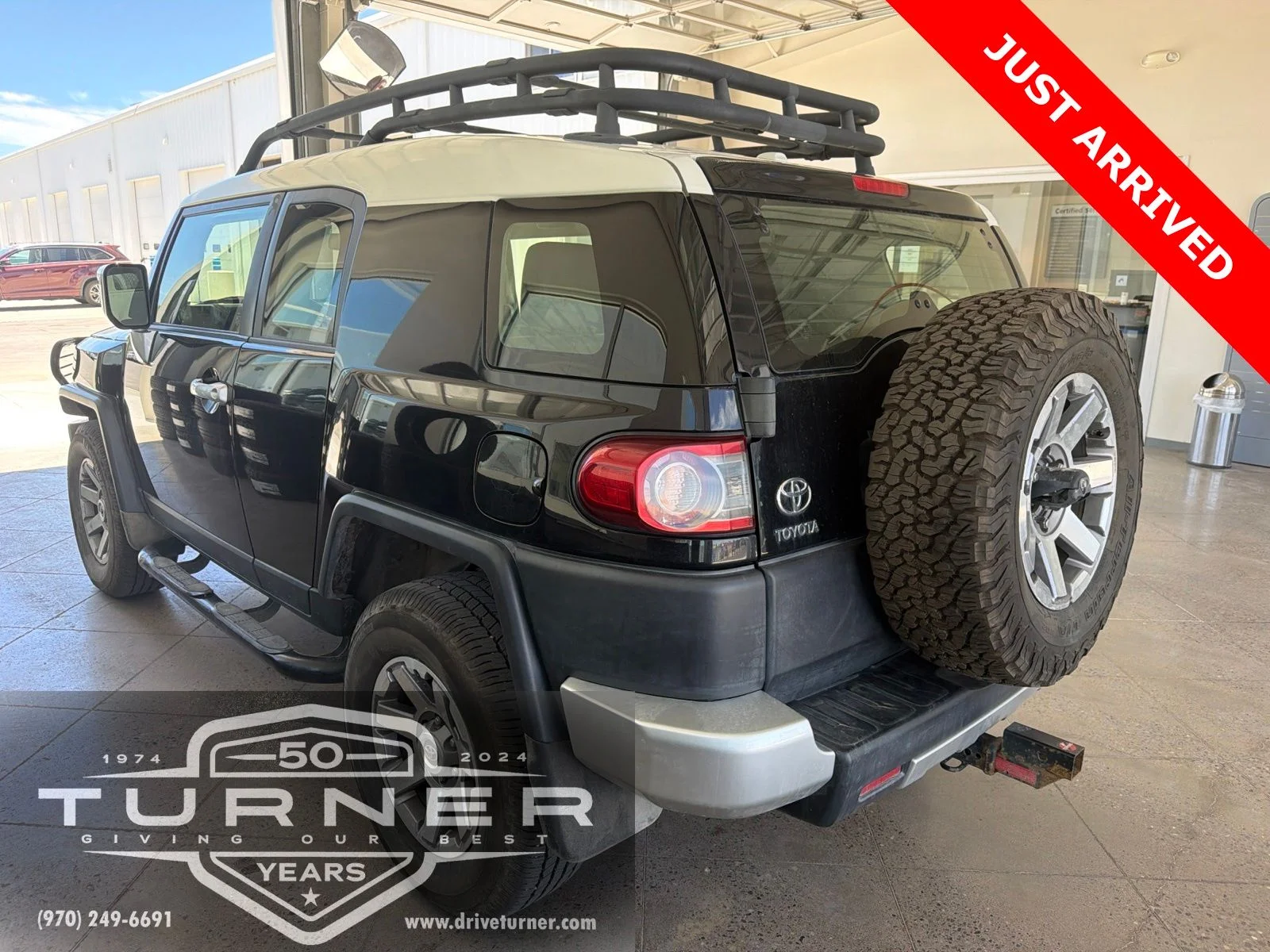 Used 2014 Black Toyota Base image 3