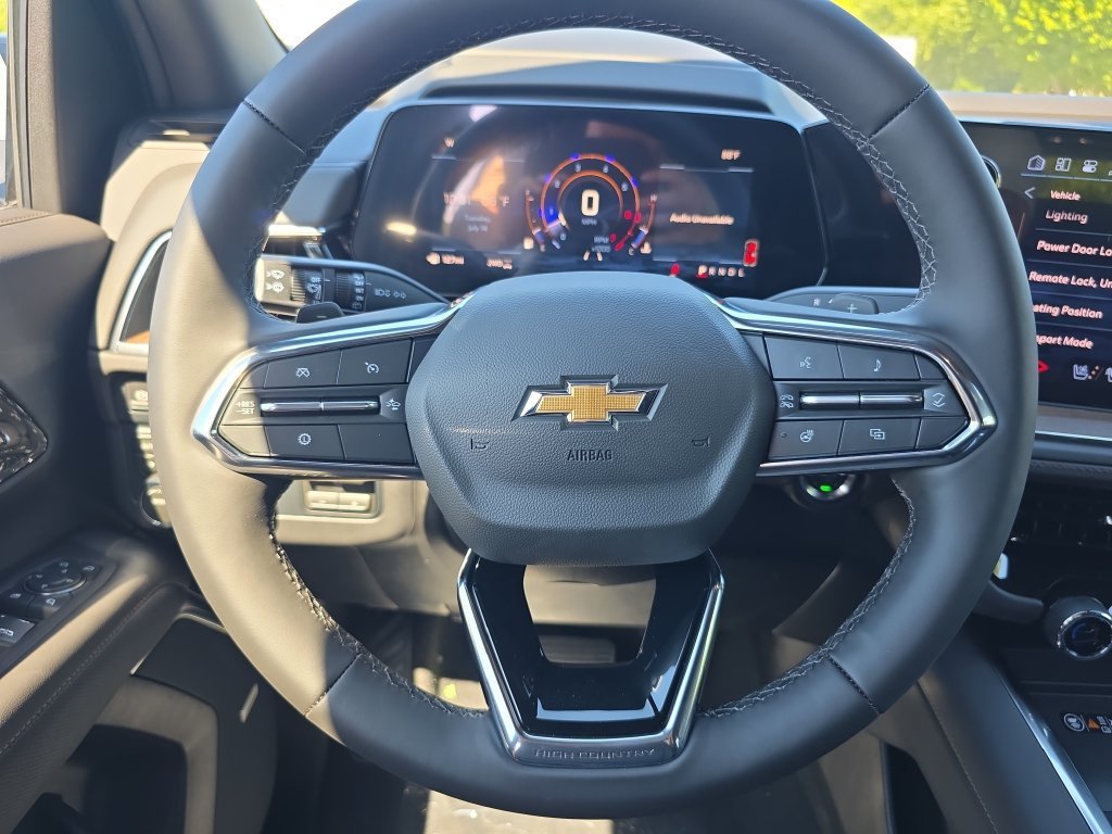 2026 Chevrolet Suburban High Country - Photo 14