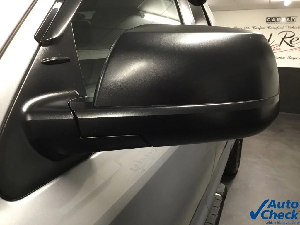 Used 2017 Silver Toyota SR5 image 22