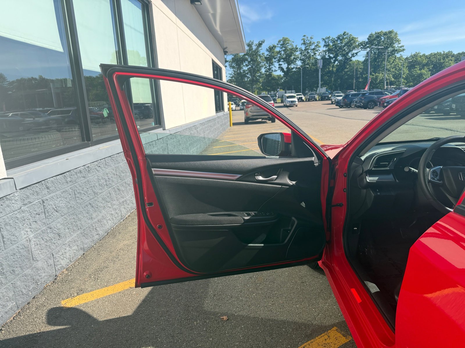 Used 2016 Red Honda LX image 25