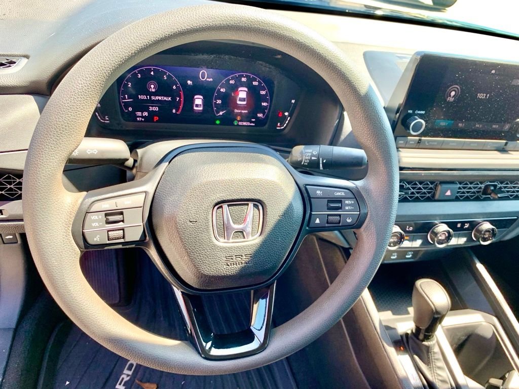 Used 2025 Black Honda LX image 29