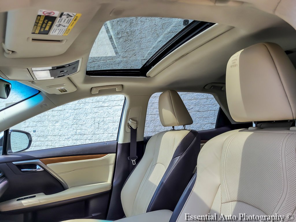 Used 2019 White Lexus 350 image 9