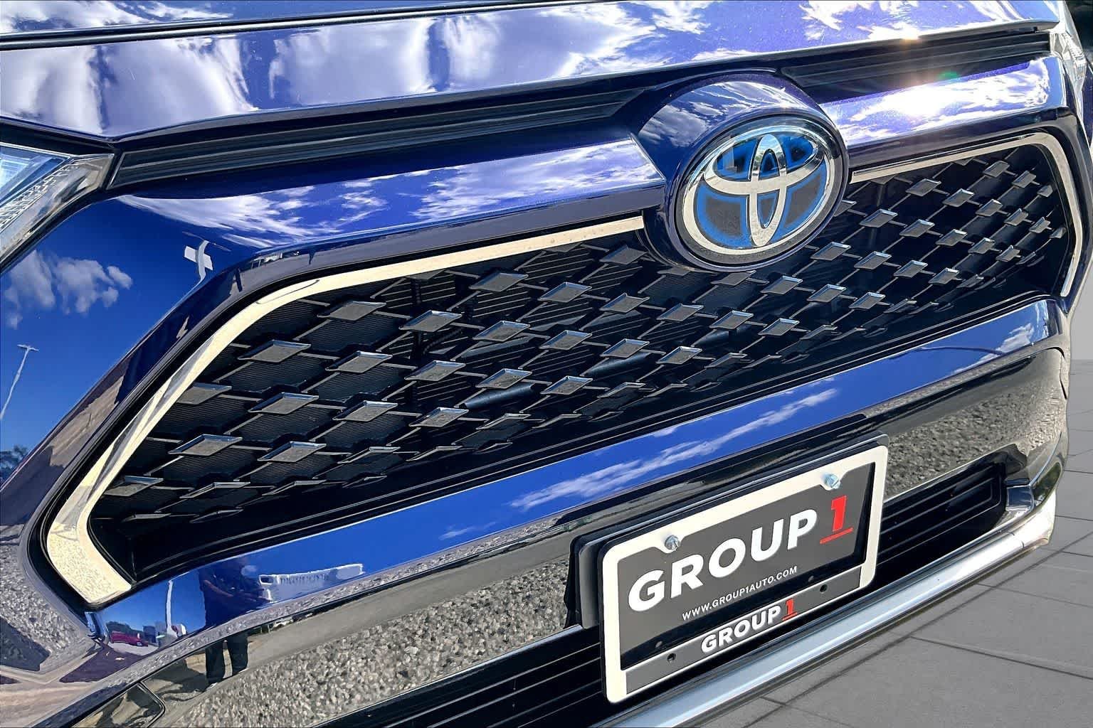 Used 2023 Blueprint Toyota SE image 30
