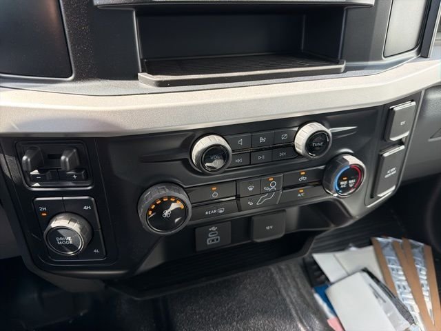 2024 Ford F-450 Super Duty Chassis Cab XL - Photo 16