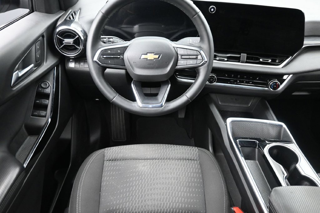 Used 2025 Gray Chevrolet LT image 14