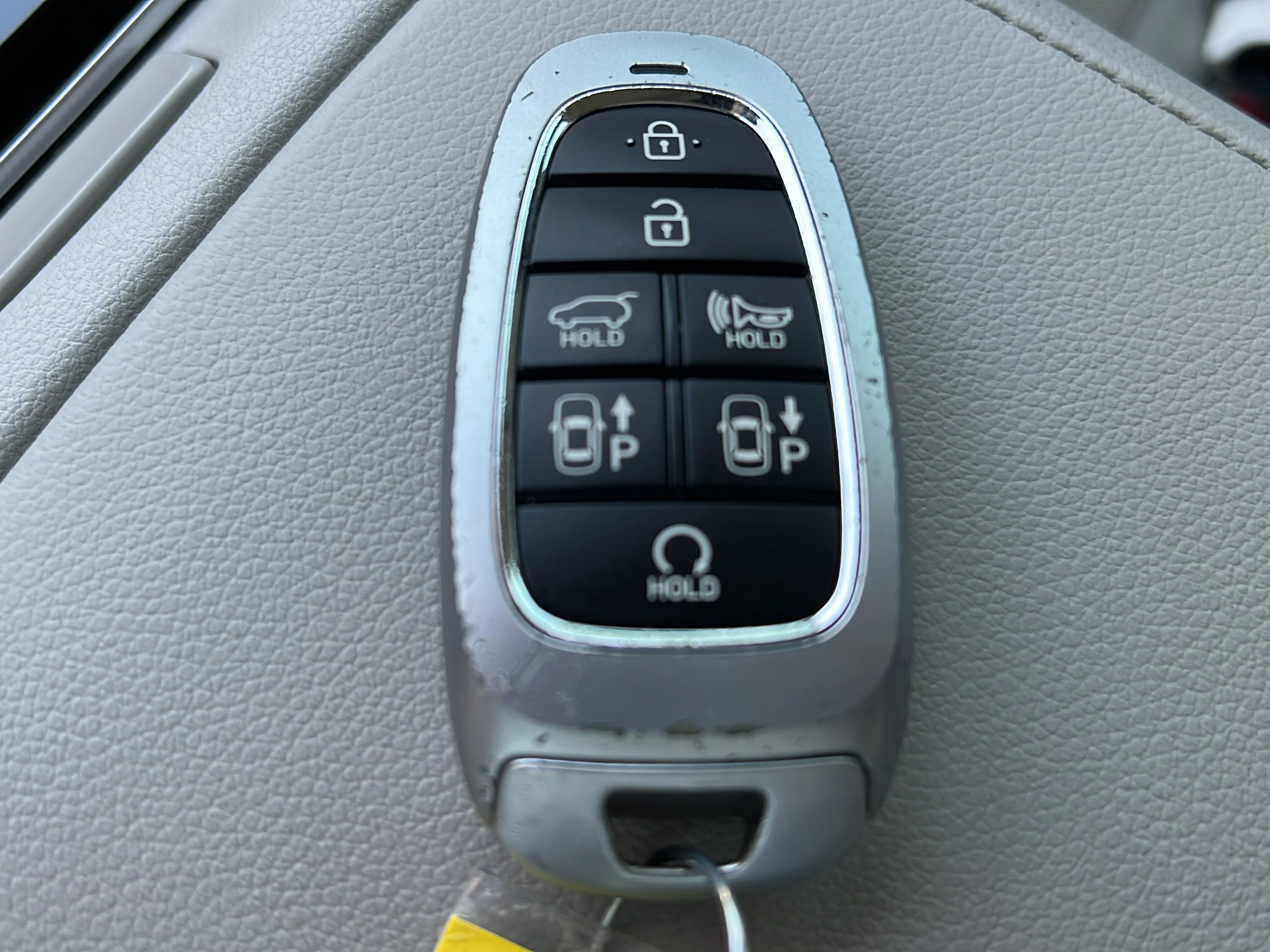 Used 2023 Serenity White Pearl Hyundai Limited image 26
