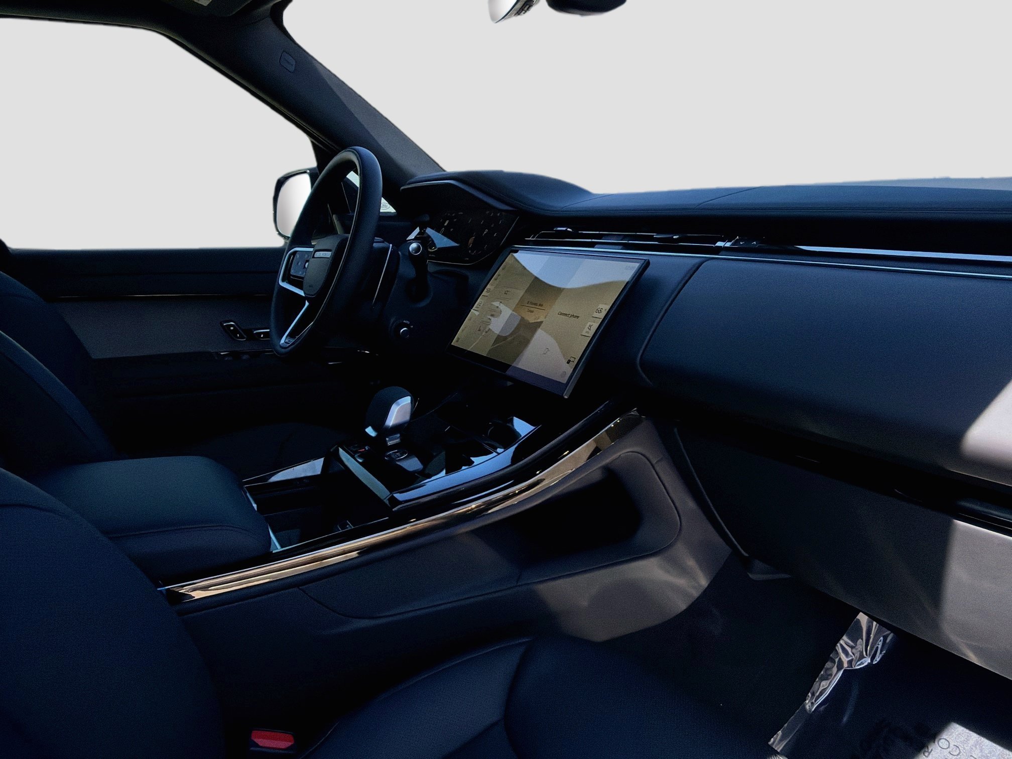 New 2027 Santorini Black Land Rover SE image 15