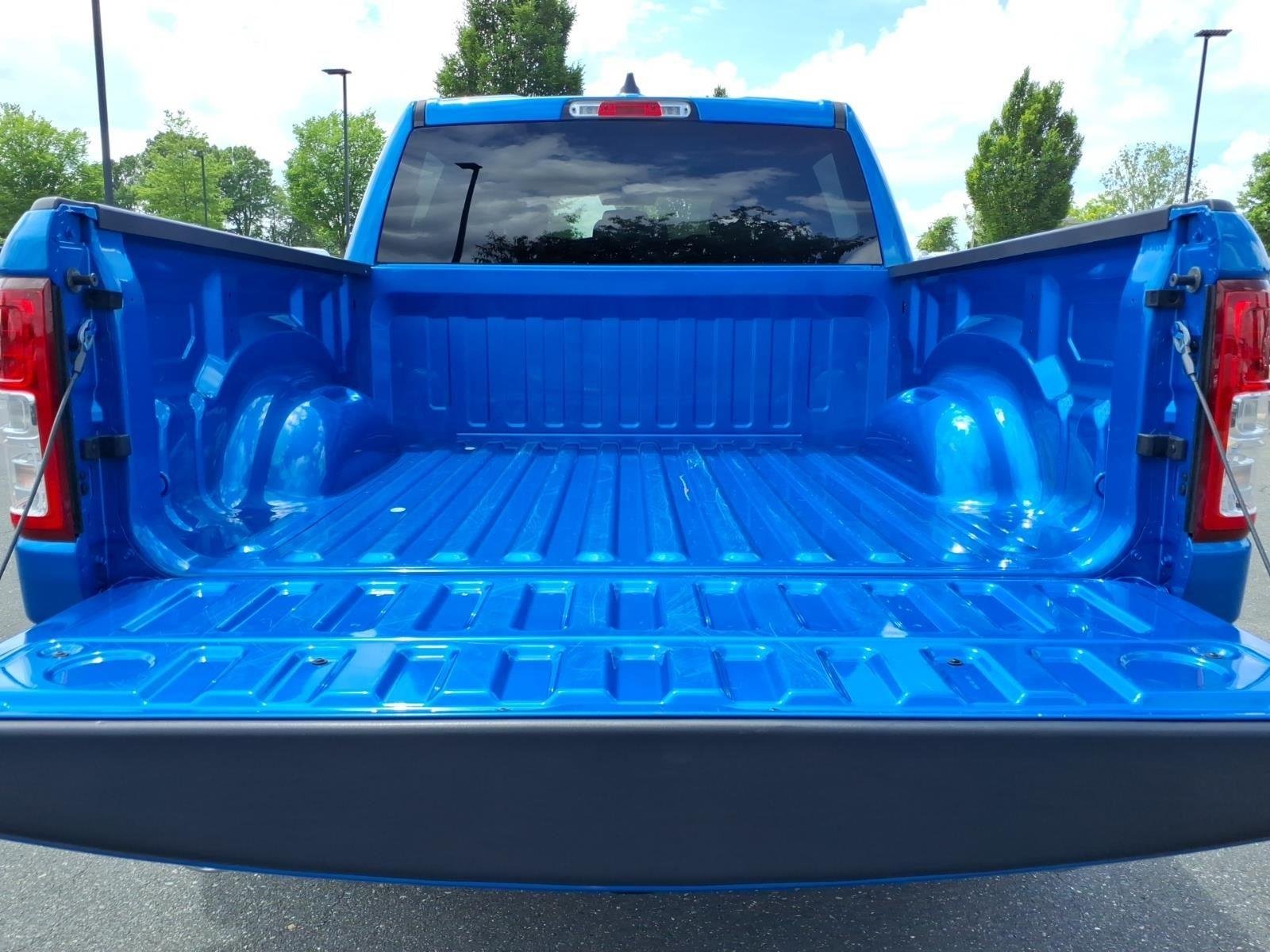 Used 2022 Hydro Blue Pearlcoat Ram Big Horn image 30