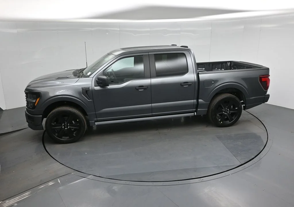 New 2026 Carbonized Gray Metallic Ford STX image 40